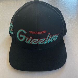 Mitchell & Ness Nostalgia Co. PA Vancouver Grizzlies Black SnapBack Hat OS